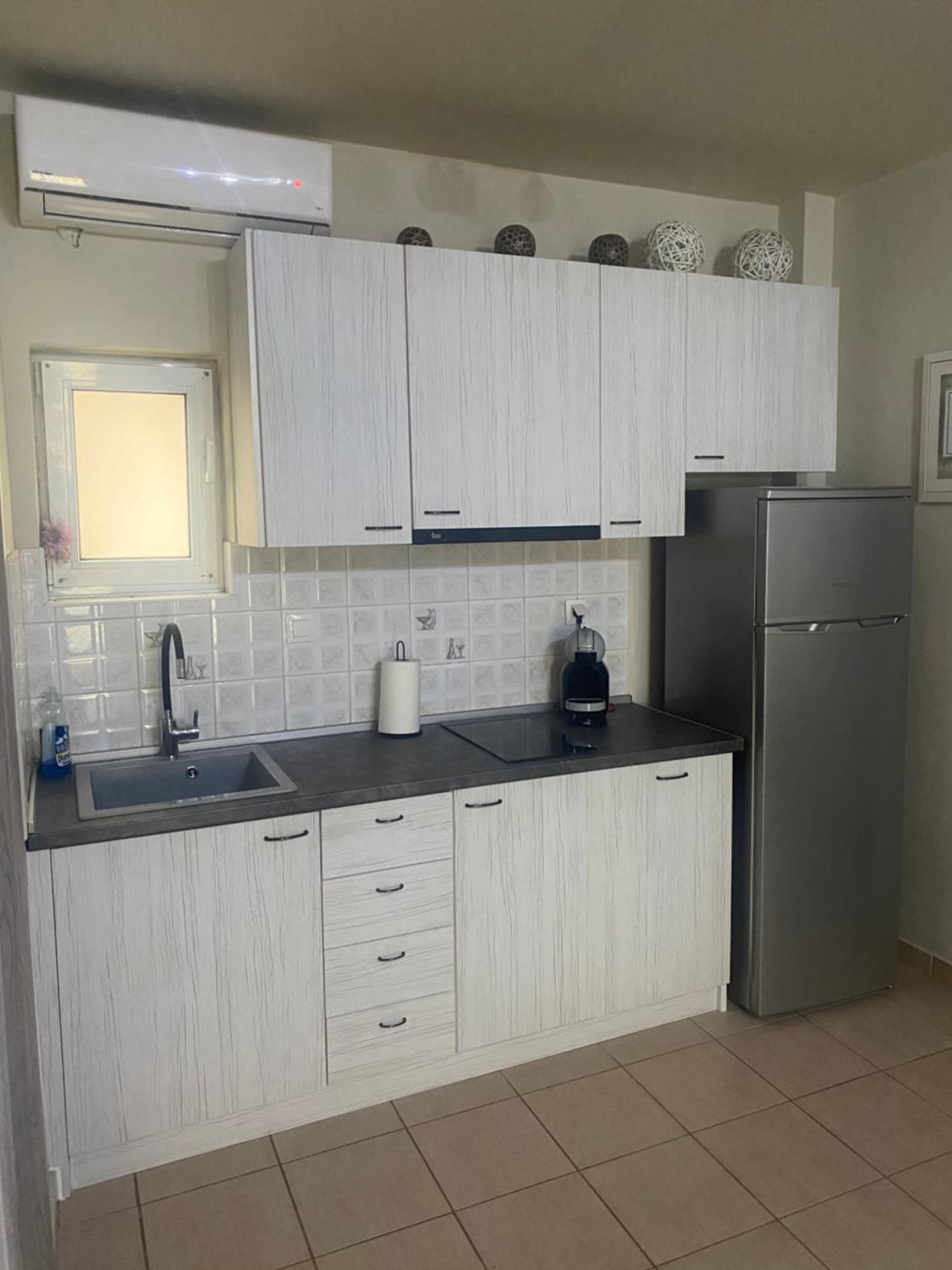 Betty'S Apartment Alexandroupoli Esterno foto